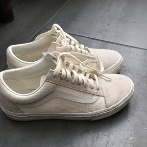 Vans lace-up sneakers in white suede and canvas